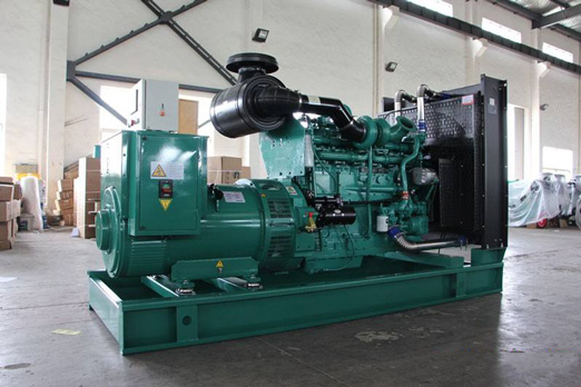 龙里320kw康明斯柴油发电车出租组图片 龙里320kw康明斯柴油发电车出租组图片